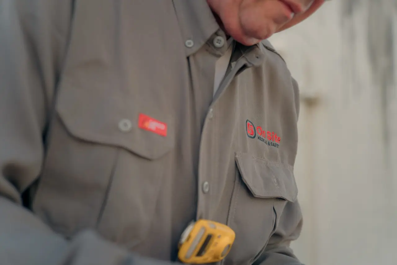The Benefits of Hiring a Third-Party HSE Consultant for Safety Management